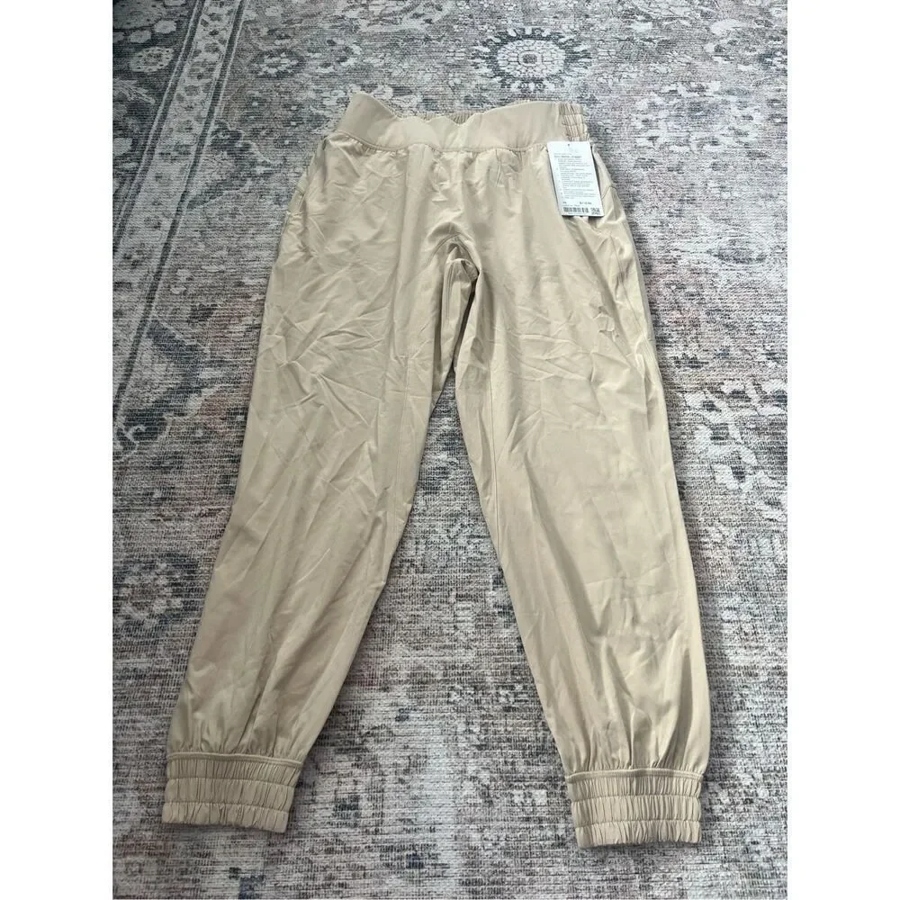 NWT Lululemon Sun Setter Jogger